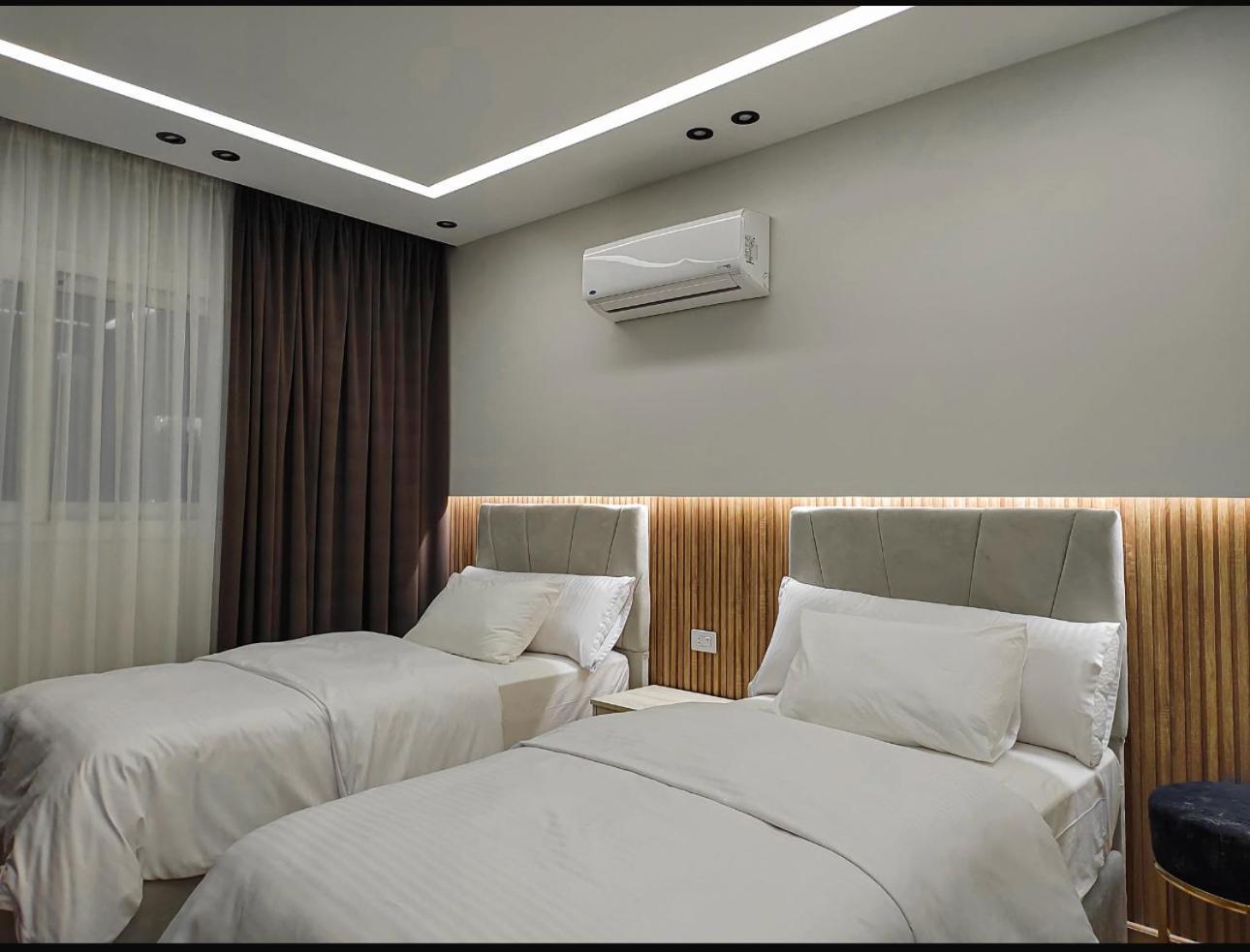 Apartment Luxury Al-doqi *